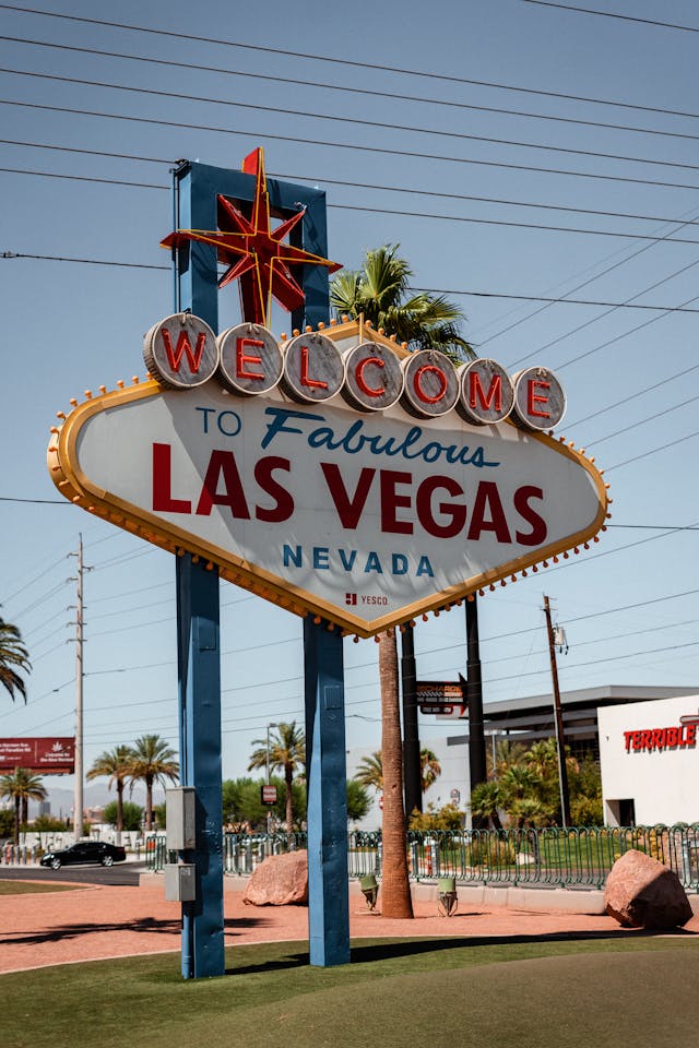5 Tips for Buying a Fixer-Upper in Vegas