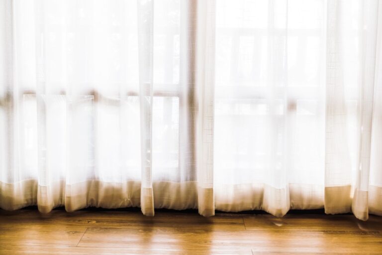 Pleated Curtains vs. Other Window Treatments: A Comparative Analysis