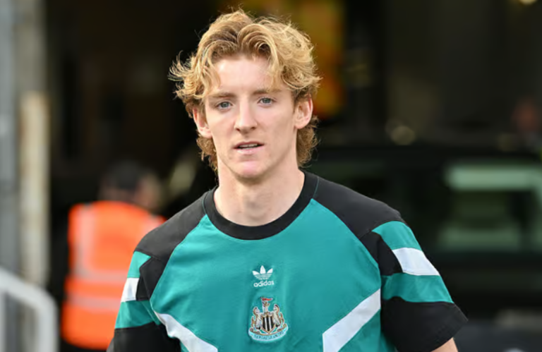 The Rise of Anthony Gordon: Premier League Speedster to Global Star